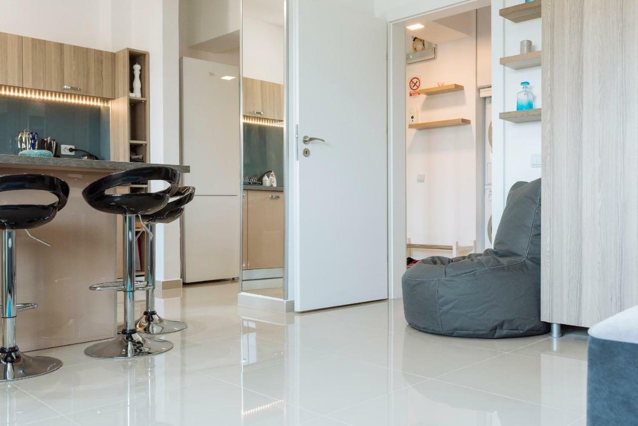 Luxury Flat 9 Near Metro Apartman Bukarest Kültér fotó