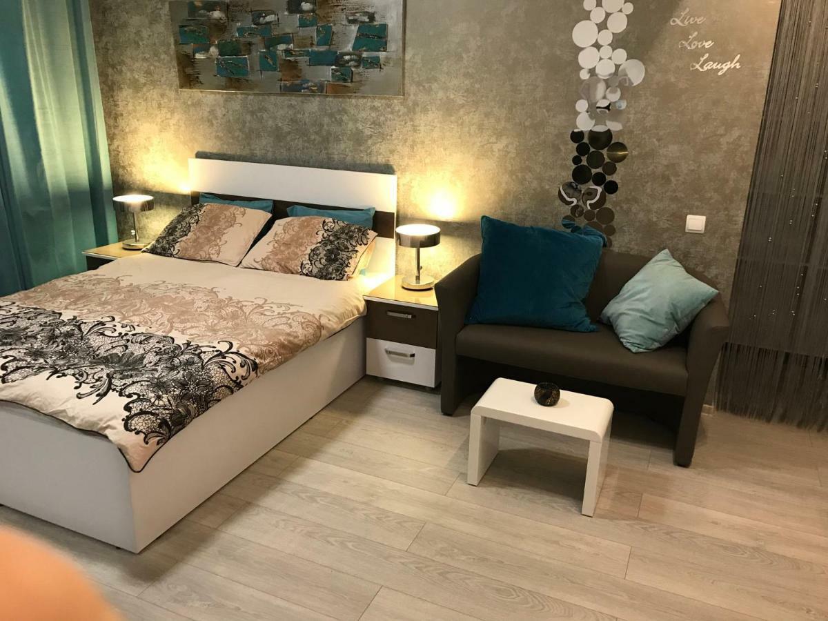 Luxury Flat 9 Near Metro Apartman Bukarest Kültér fotó