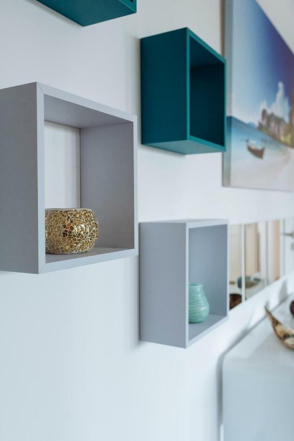 Luxury Flat 9 Near Metro Apartman Bukarest Kültér fotó
